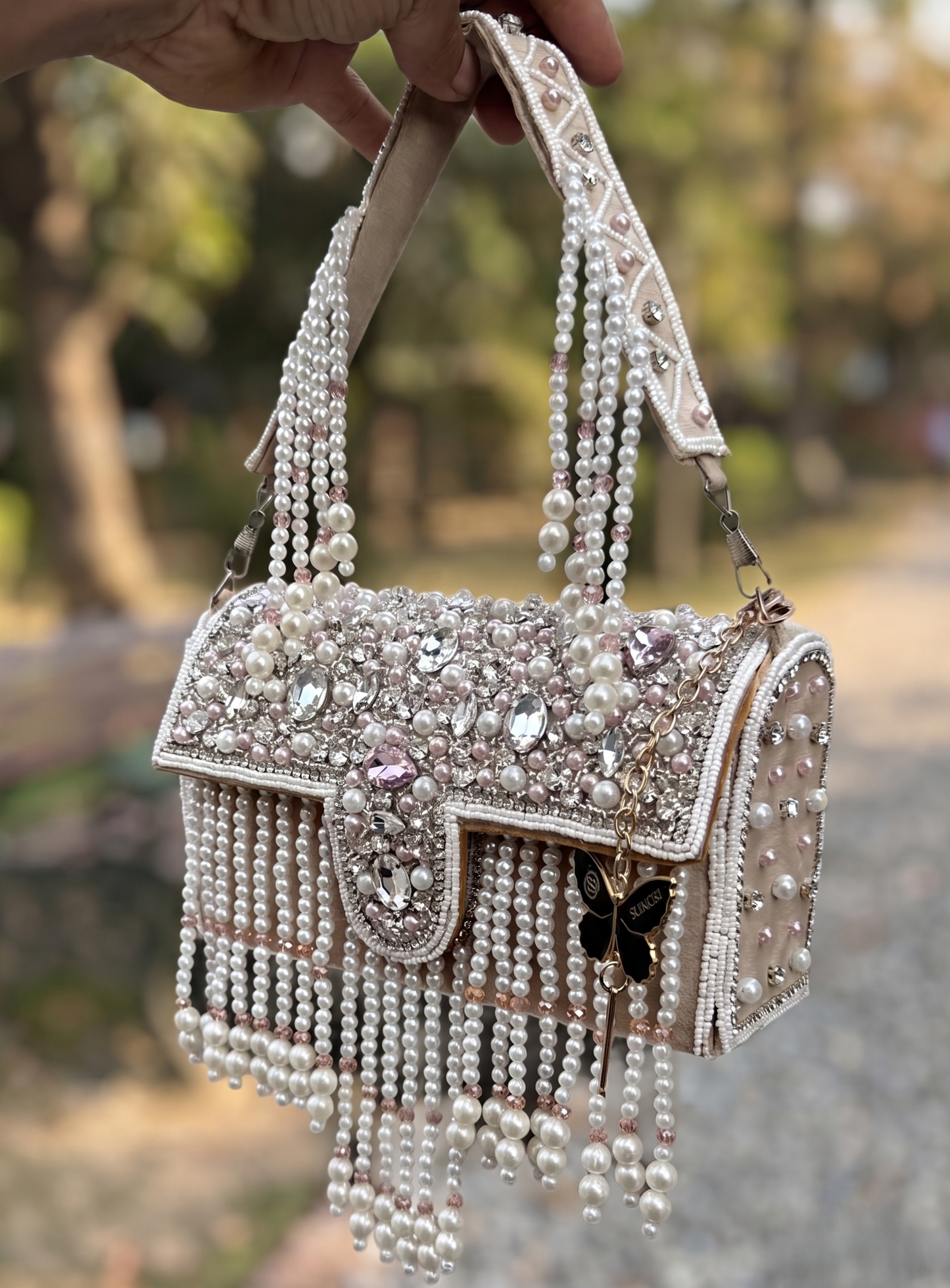 Slingss Luxury Range White Beads Hanging Diamond Embroidered Partywear Handbag For Ladies With Handle