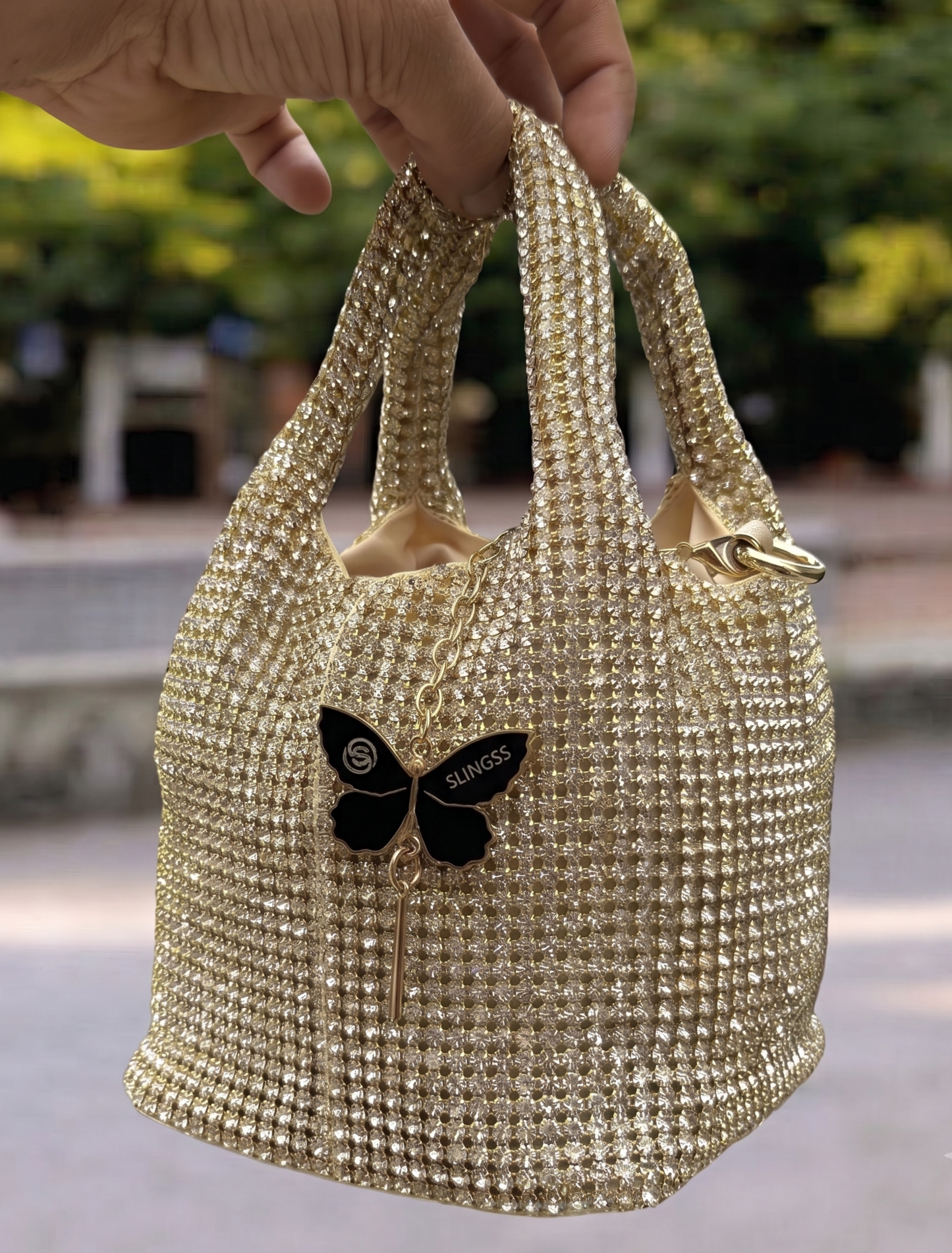 Slingss Luxury Range Exclusive Diamond Studded Partywear Basket Shaped handbag For Ladies With Long Chain