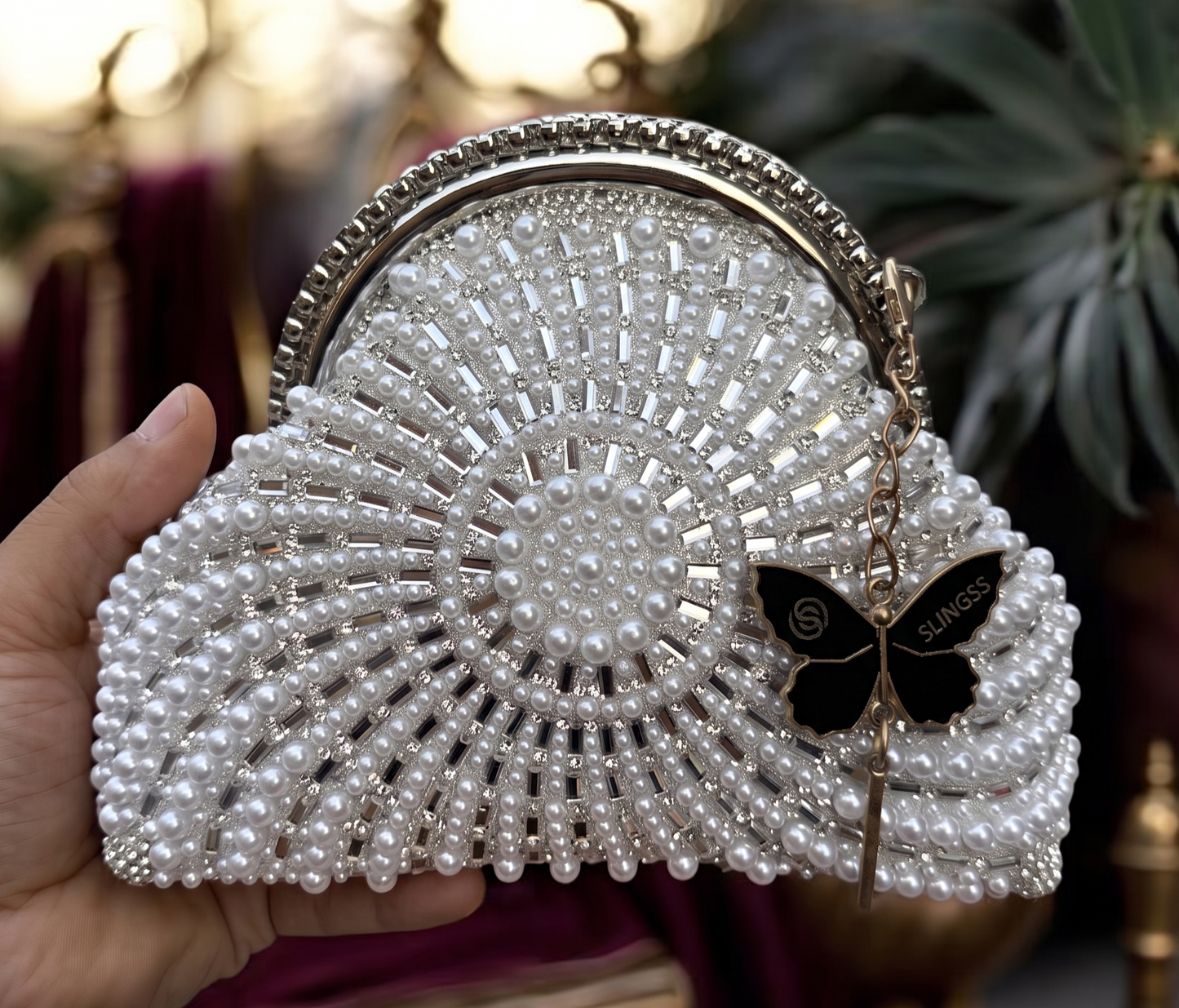 Slingss Luxury Range Snail Shape Pearl Partywear Handbag For Ladies With Long Chain