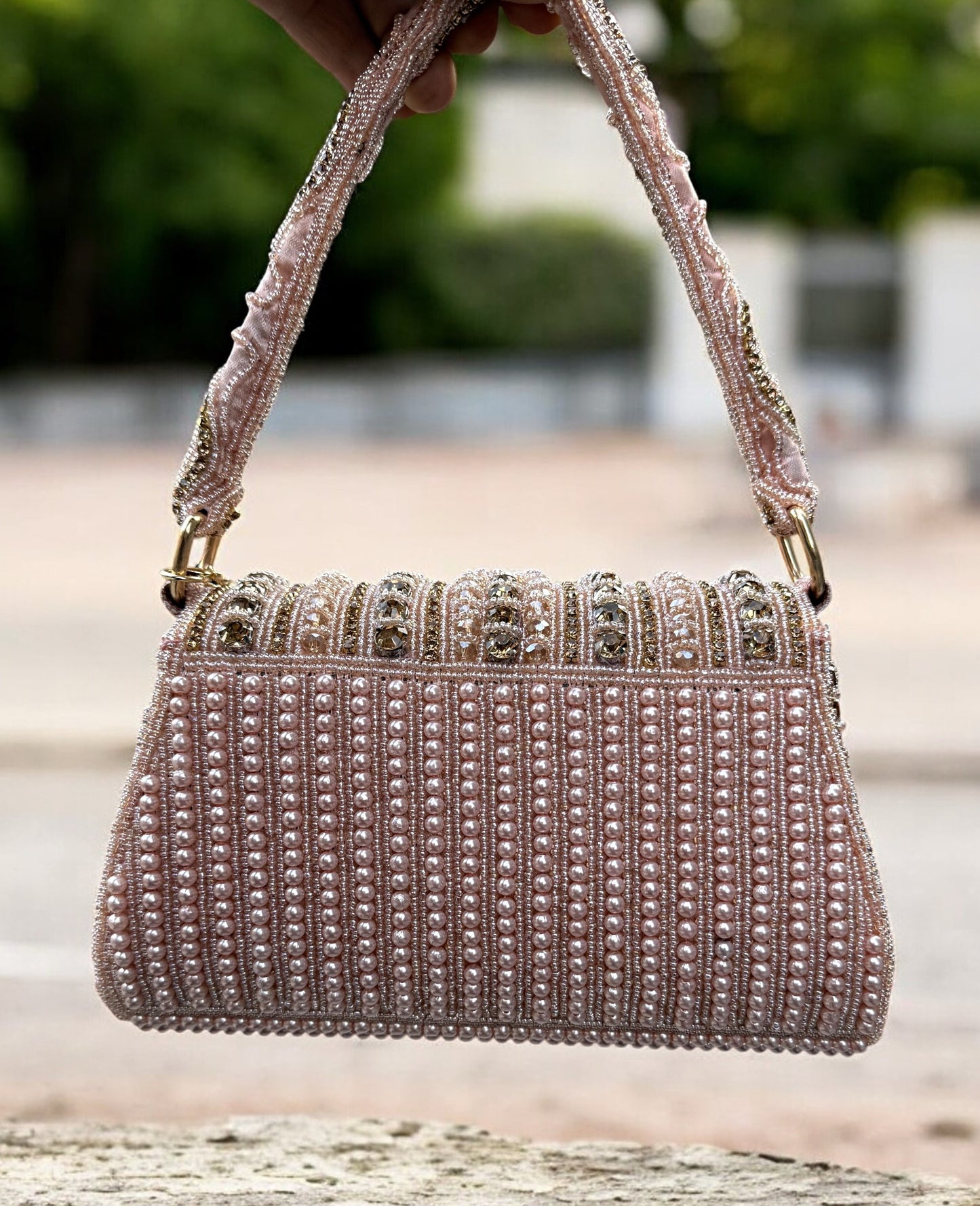 Slingss Luxury Range Diamond Embroidered Partywear Handbag For Ladies With Handle