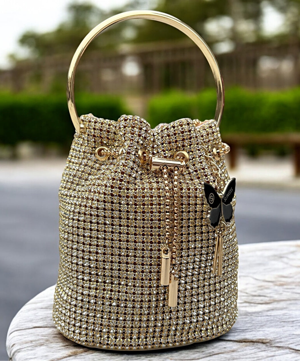 Slingss Exclusive Luxury Range Diamonds Embroidered Partywear Potli Bag For Ladies With Handle & Long Chain