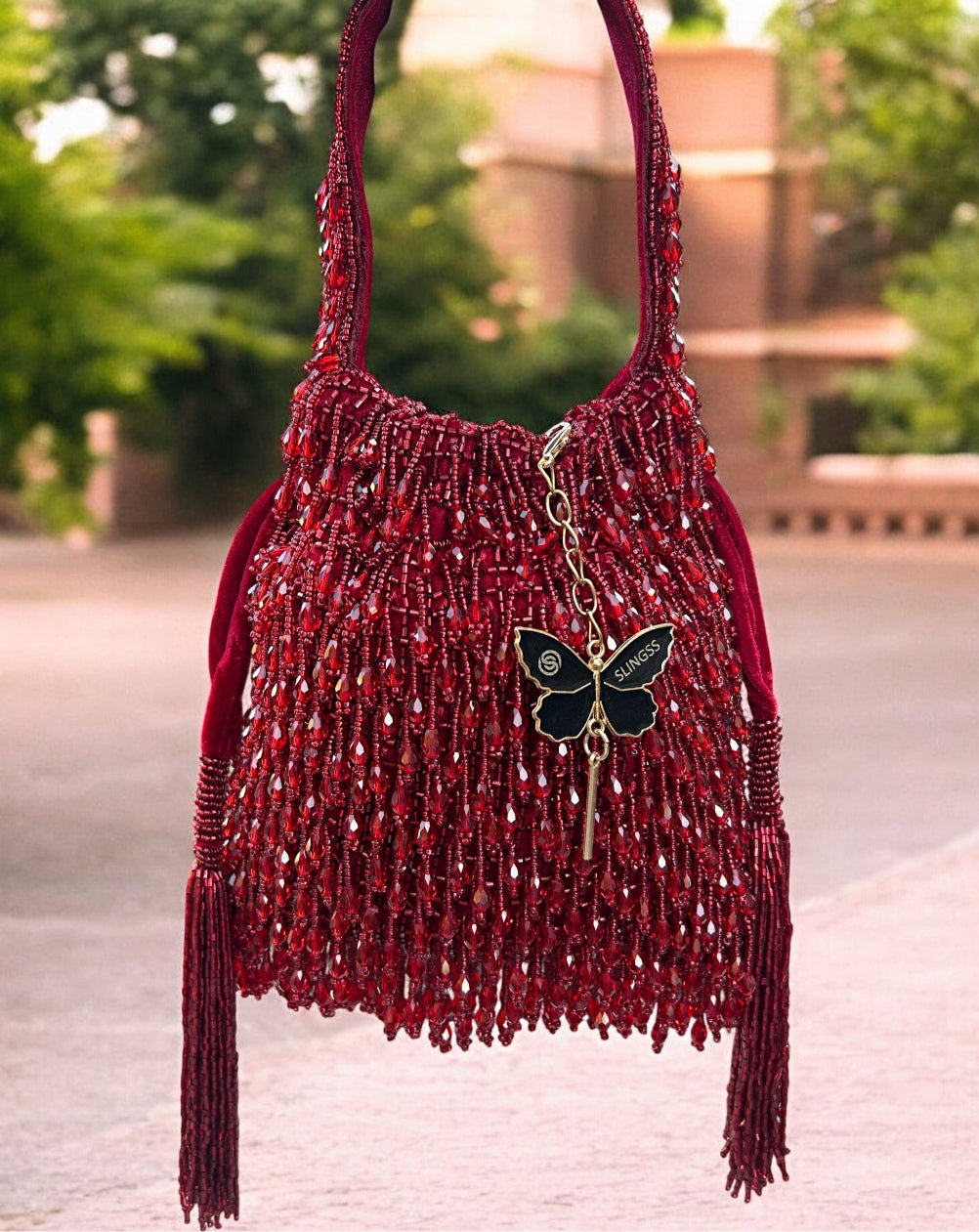 Slingss Exclusive Luxury Range Crystal Partywear Potli For Ladies With Handle